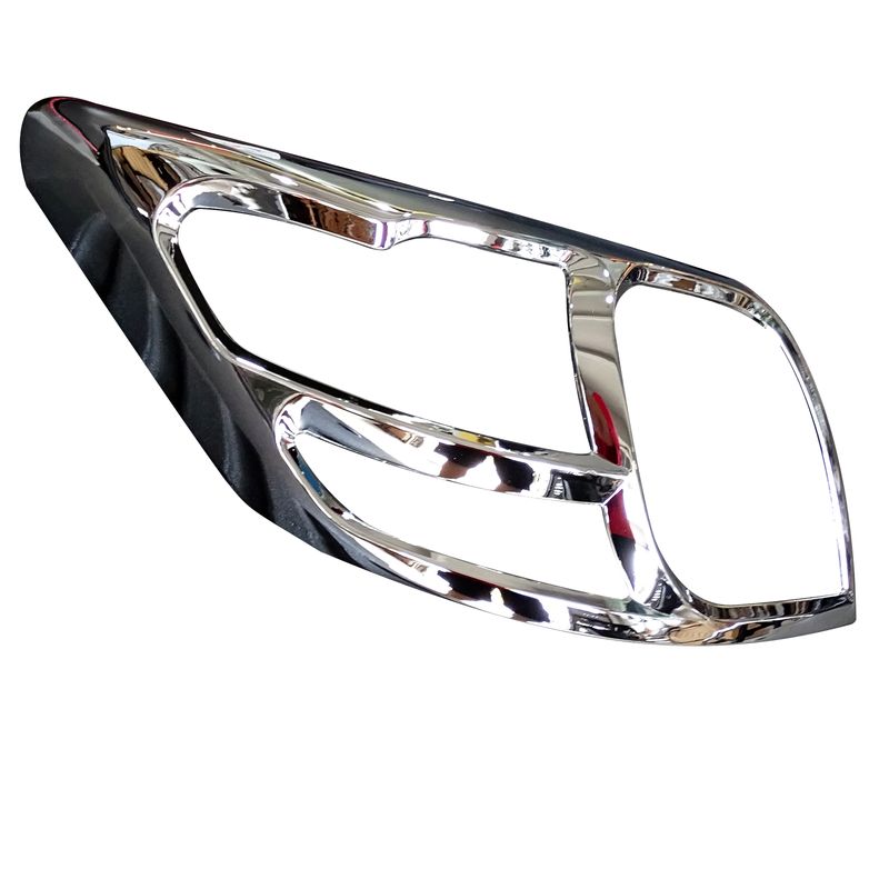 013473-MASCARA-DE-FARO-DELAN-TOYOTA-HILUX-12-15-DB-172D-02