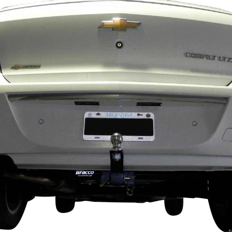 010928-BRACCO-ENGANCHE-CHEVROLET-COBALT-4PUERTAS-C-BAUL-EF-329-02