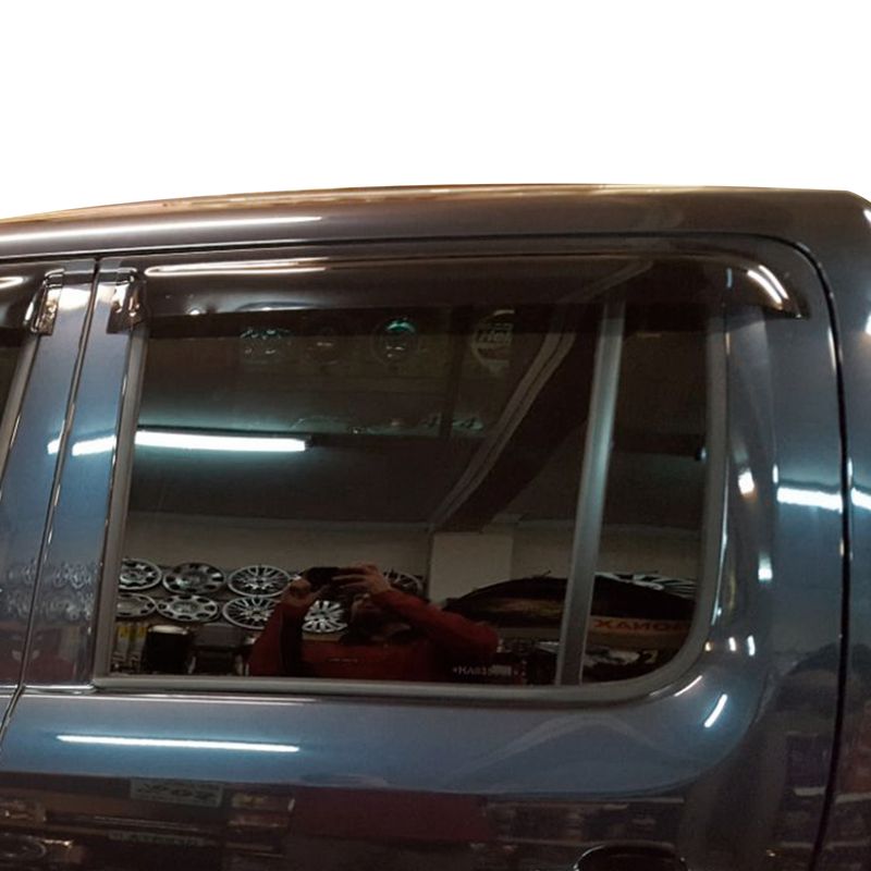 004627-DEFLECTOR-DE-VENTANILLA-VW-AMAROK-TRASERO-1830TA-03