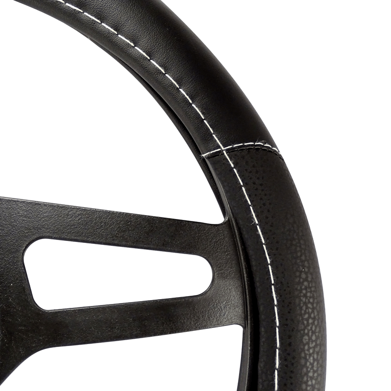 013527-CUBREVOLANTE-NEGRO-COSTURA-BLANCA-QKL-AV-40-03