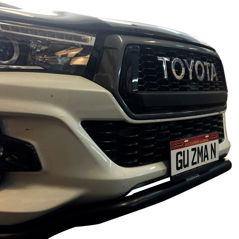 012271-BRACCO-DEFENSA-TALAMPAYA-TOYOTA-HILUX-2016--NEGRA-T-80-04