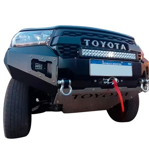 BUMPER TOYOTA HILUX 2016+ CON LED CON O SIN FENDERS