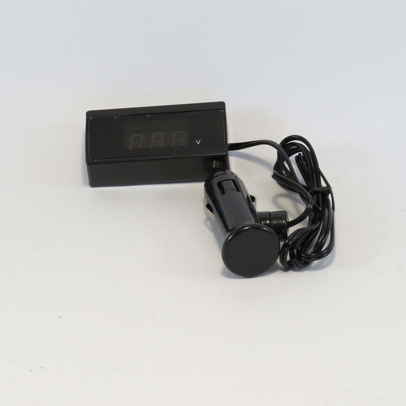 011460-VOLTIMETRO-DIGITAL-CCABLE-AECO12030-01