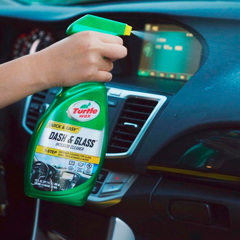 14675-TURTLE-WAX-SPRAY-DASH-AND-GLASS-LIMPIA-CRISTALES-680ML--04