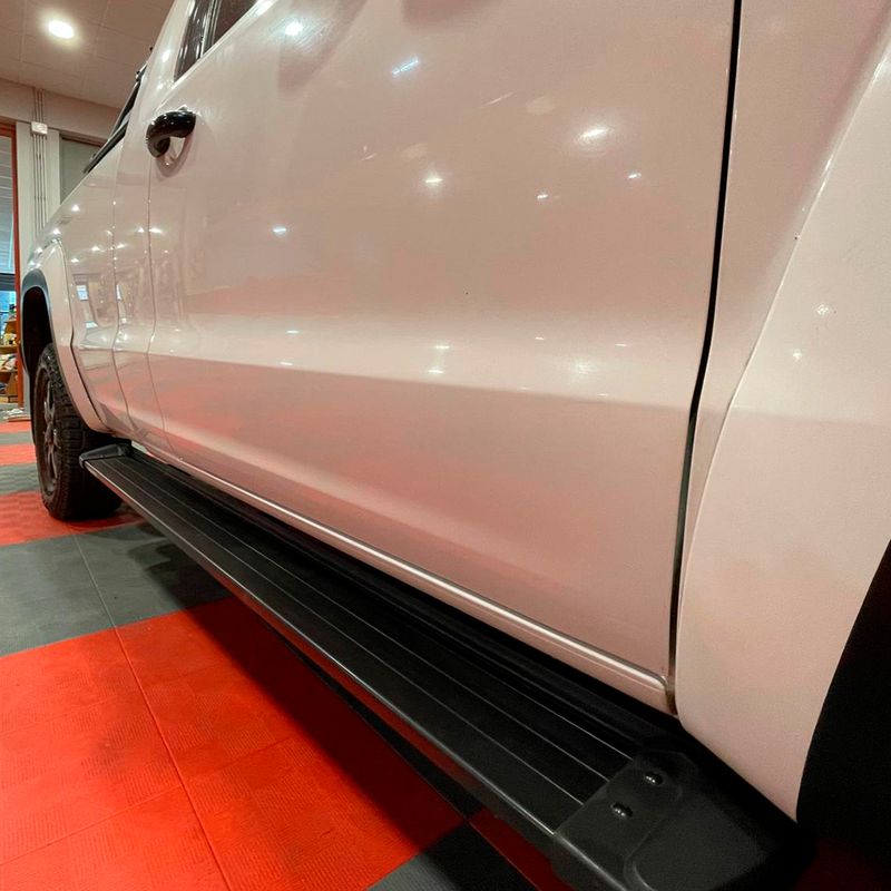 VTXEST057-ESTRIBOS-DE-ALUMINIO-PLANO-NEG-SAT-GRAF-VW-AMAROK-10--02