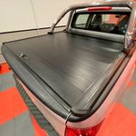 14483-TAPA-RETRACTIL-NISSAN-FRONTIER-ALASKAN-02