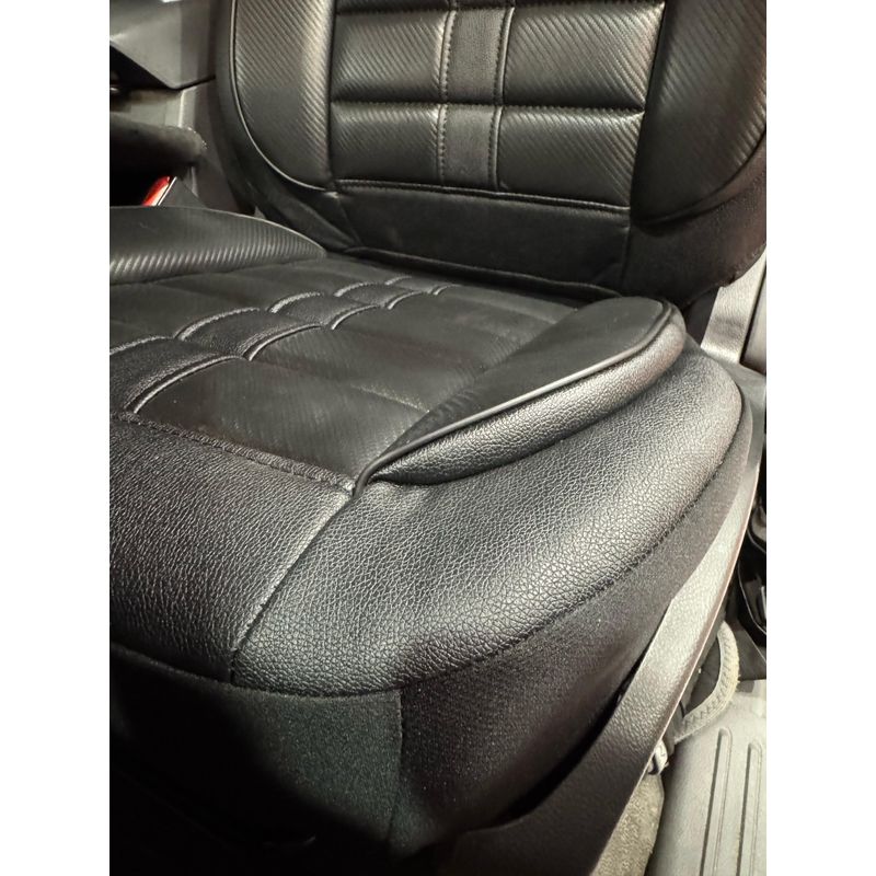 Fundas GTR Carbon negra -3-.jpg