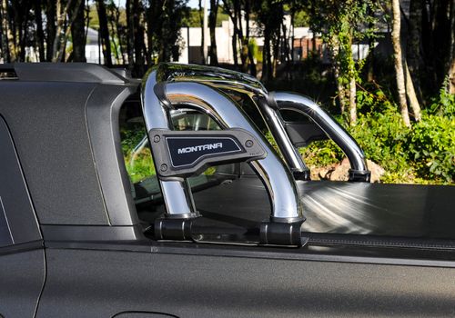JAULA ANTIVUELCO SLIM GUZMAN - CHEVROLET MONTANA 2023+ CROMADA